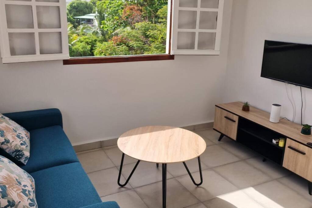 Joli T2 En Bas De Villa Vue Jardin Et Mer Vieux-Habitants Zewnętrze zdjęcie